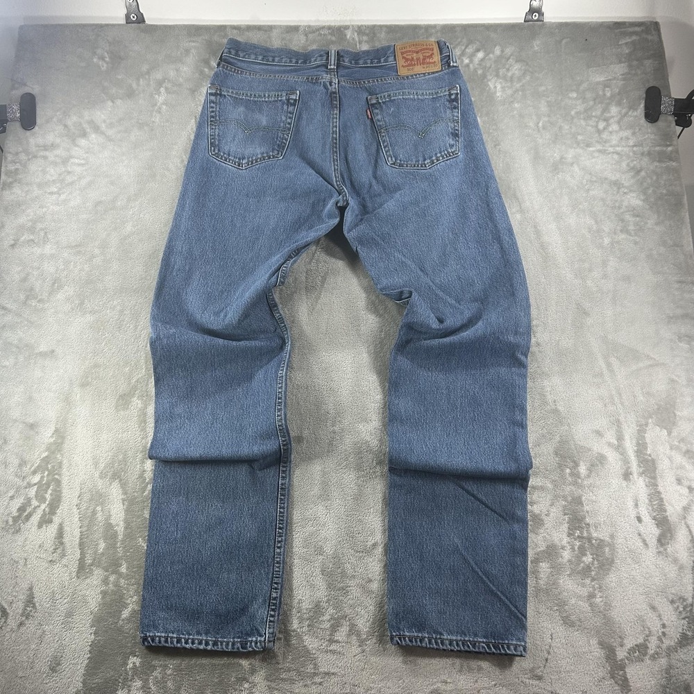 Levi's 505 Jeans Mens 34x32 Blue Med Wash Regular Straight Denim Pants Casual